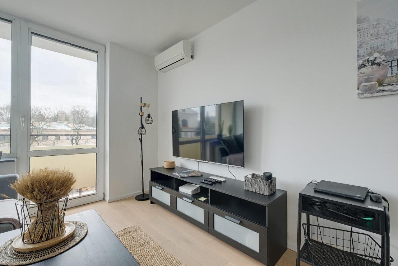 Luxurious 3Br Apt Center Varsó Kültér fotó