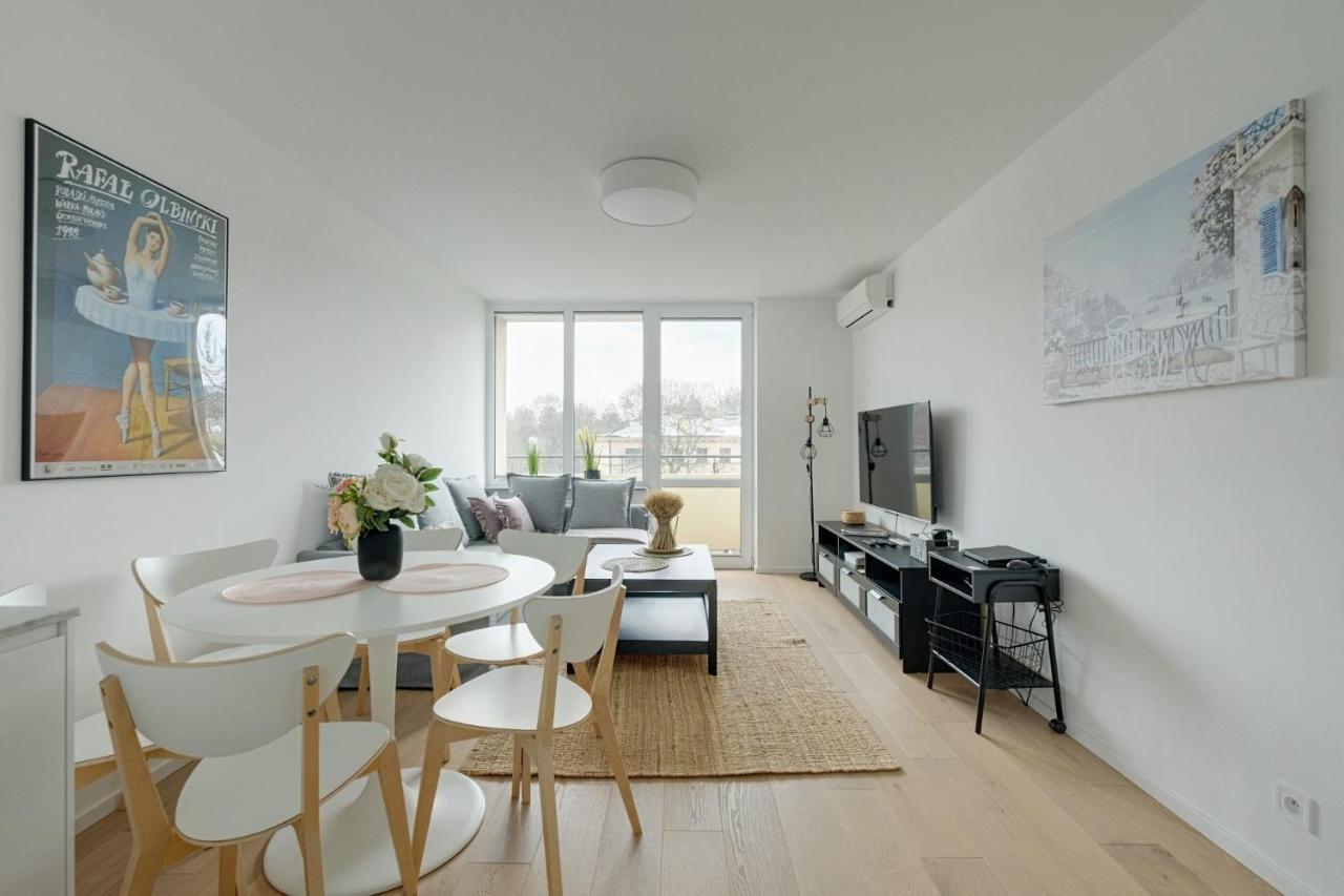 Luxurious 3Br Apt Center Varsó Kültér fotó