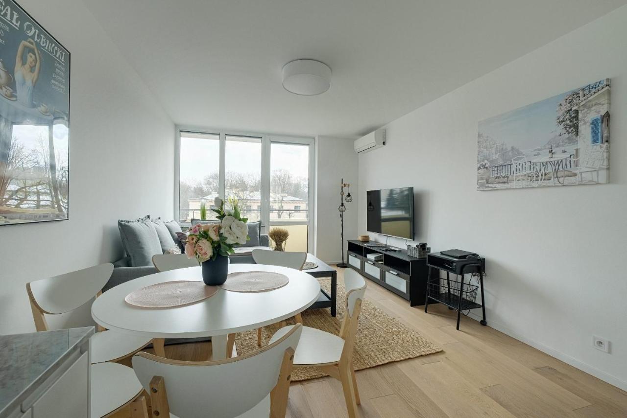 Luxurious 3Br Apt Center Varsó Kültér fotó